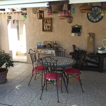 Bed and Breakfast L'éolyre La Motte-d'Aigues Exterior foto