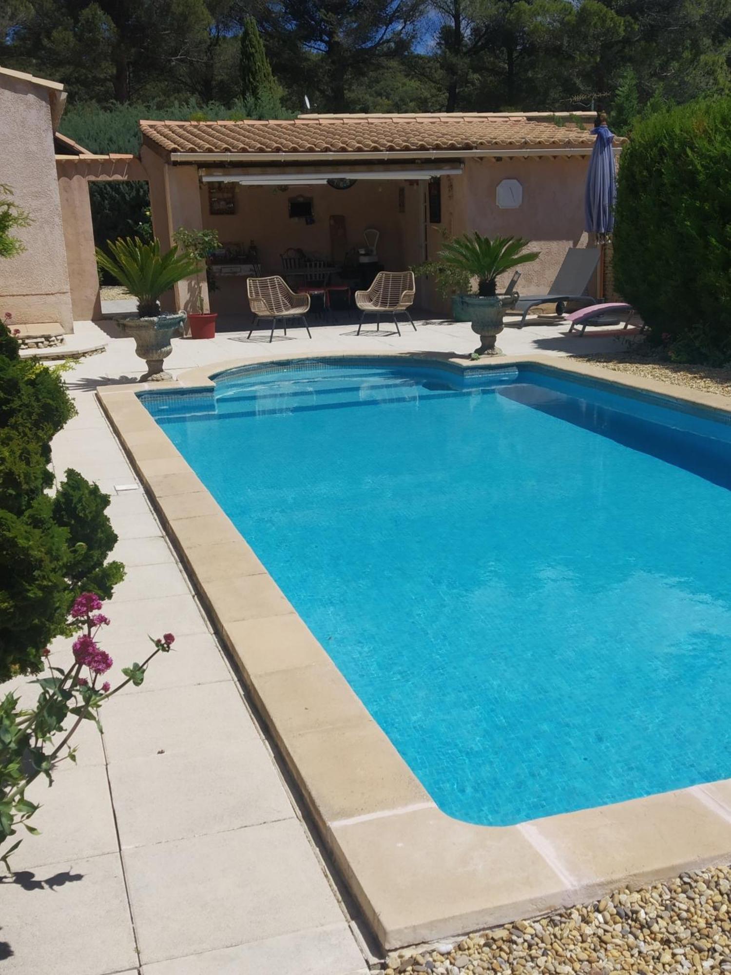 Bed and Breakfast L'éolyre La Motte-d'Aigues Exterior foto